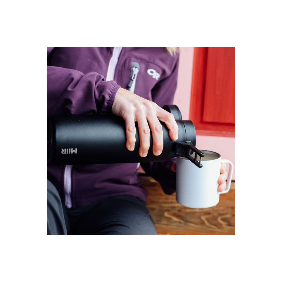 MiiR Howler 950ml thermo bottle - black