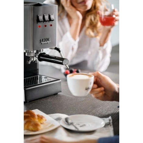 Pákový kávovar GAGGIA Classic EVO E24