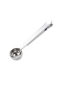 Practical stainless steel measuring cup with built-in clip for precise coffee dosing and easy closing of the open package.