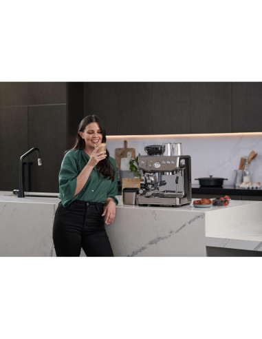Pakový kávovar SAGE SES876BTR šedý THE BARISTA EXPRESS™ IMPRESS