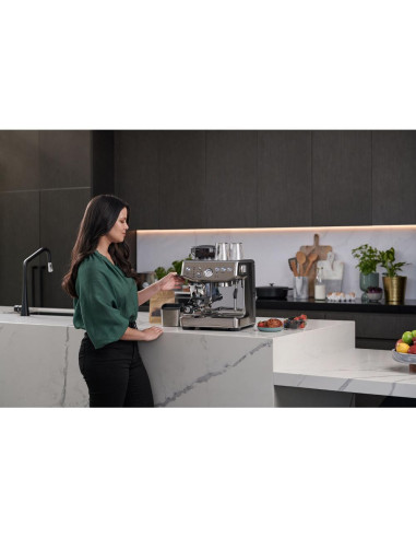 Pakový kávovar SAGE SES876BTR šedý THE BARISTA EXPRESS™ IMPRESS