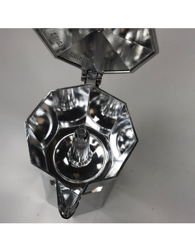 Outlet – Bialetti Moka Express 2-Cup Moka Pot – COSMETIC DEFECT